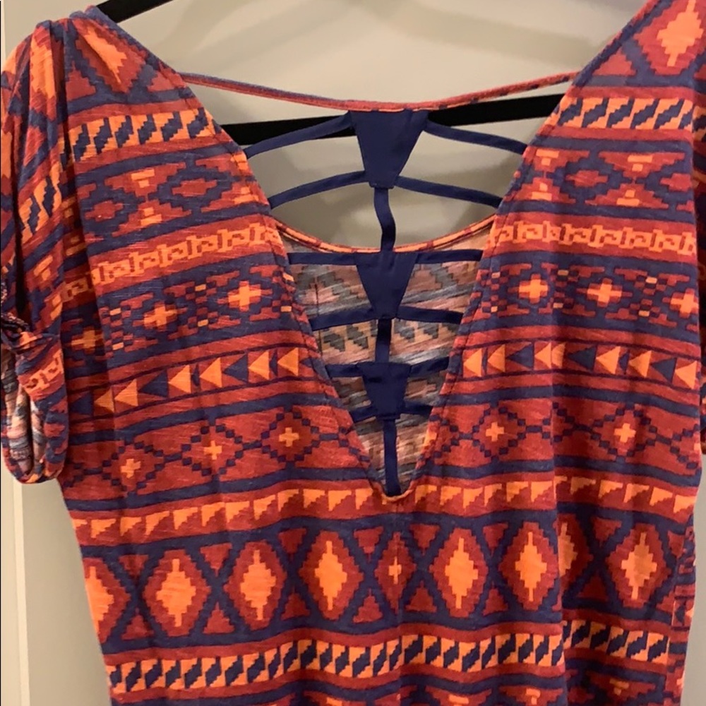 Crop top Tee - Picture 3 of 3
